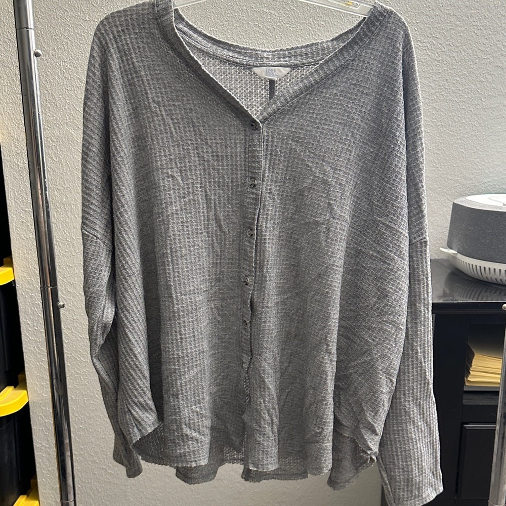 Time and Tru Gray Casual Button Down Shirt